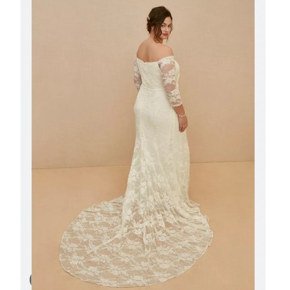 NEW Torrid Ever After Ivory Off The Shoulder Floral Lace Sequin Wedding Dress 16